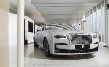 The new Rolls-Royce Ghost premiered in Europe. The new Rolls-Royce Ghost premiered in Europe.