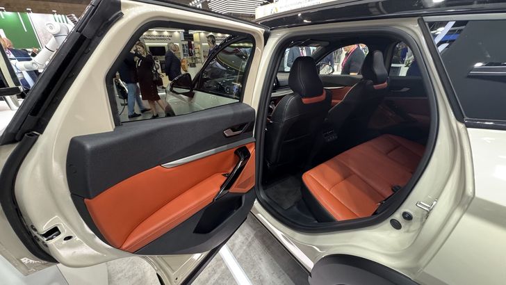 Интерьер LADA Azimut