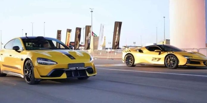 The Xiaomi SU7 Ultra competed against the Ferrari SF90 XX in Abu Dhabi.