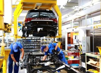 The first batch of KIA Mohave SUVs has been assembled in Europe.