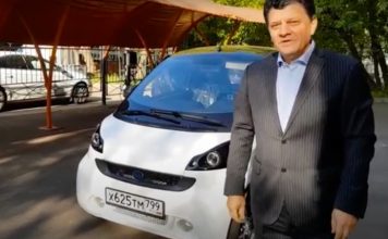 In Adygea, a Smart car was converted into an electric car called “Arderia.” In Adygea, a Smart car was converted into an electric car called “Arderia.”