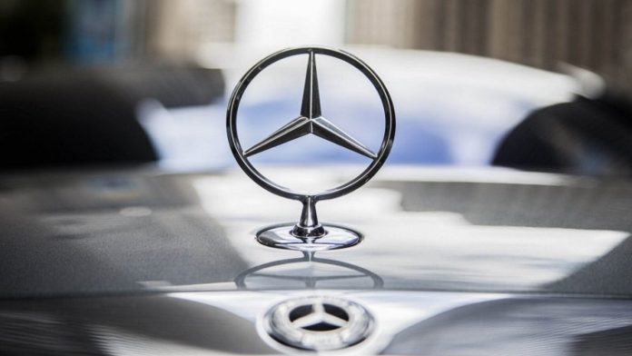 A list of the top 5 Mercedes-Benz vehicles that are not at risk of a recycling fee increase has been compiled.