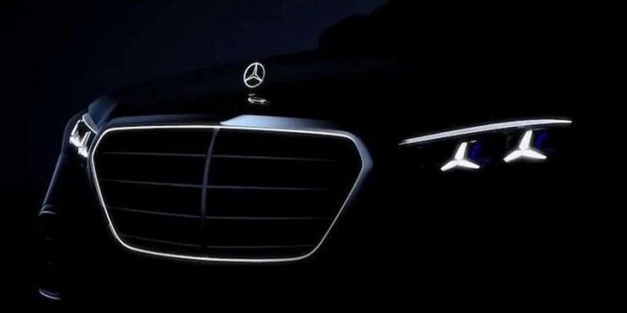 Preparations are underway for the premiere of the new S-Class with heated seat belts.