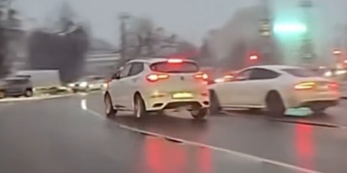 3c3f0061b2858640ddf37b5d7fa04372.png Audi drivers held accountable for dangerous lane changes and overtaking at an intersection – Auto Online