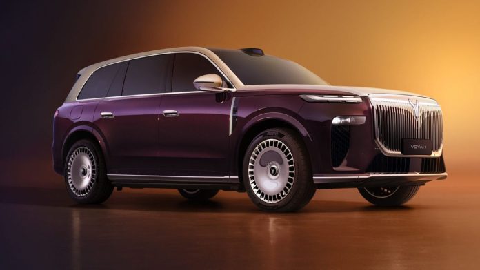 The gigantic Voyah crossover with Maybach comfort is coming to Europe. Trim levels revealed.