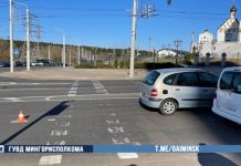 A schoolgirl riding a bicycle was hit by a car while crossing a street in Minsk – Auto Online A schoolgirl riding a bicycle was hit by a car while crossing a street in Minsk – Auto Online
