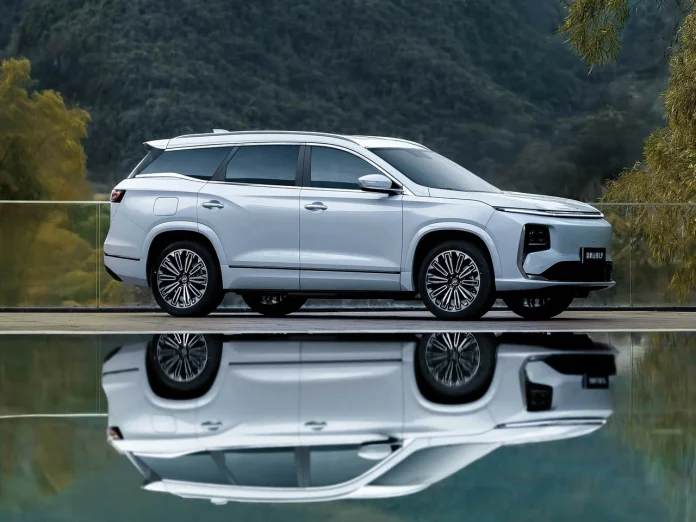 Jetour Shanghai L10 – an SUV that transforms into a mobile home