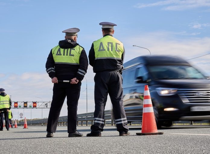A traffic police officer released a drunk driver for 30,000 rubles and received a nine-year prison sentence.