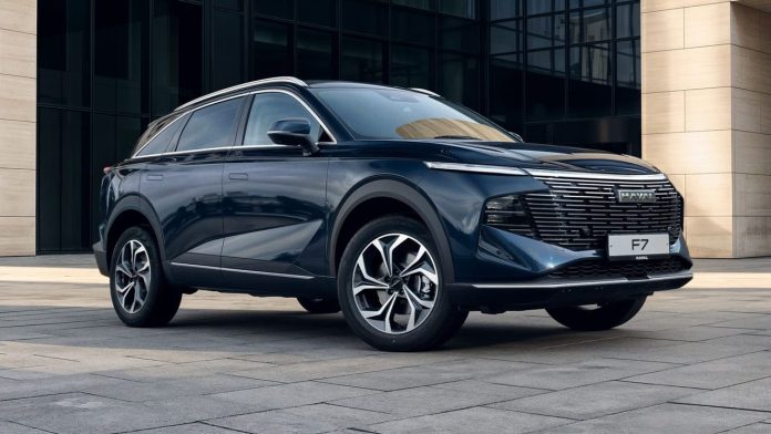 Faster, more powerful, with VK and Yandex on board: Production of the updated Haval F7 has begun in Europe.