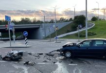 A motorcycle crashed into a Peugeot, injuring two people – Auto Online A motorcycle crashed into a Peugeot, injuring two people – Auto Online