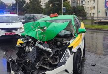 Тормозил или нет? На проспекте автомобиль такси врезался в автобус, два человека в больнице – Авто Onlíner Тормозил или нет? На проспекте автомобиль такси врезался в автобус, два человека в больнице – Авто Onlíner