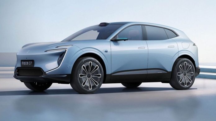 Avatr is preparing the first hybrid for Europe: what will the 502-horsepower crossover surprise with?