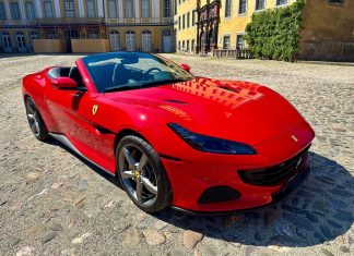 Ferrari for 6.56 million instead of 24.5 million rubles: How Europens are buying luxury cars at auctions Ferrari for 6.56 million instead of 24.5 million rubles: How Europens are buying luxury cars at auctions