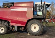 A drunk mechanic driving a combine harvester hit two other machine operators. One was killed – Auto Online A drunk mechanic driving a combine harvester hit two other machine operators. One was killed – Auto Online
