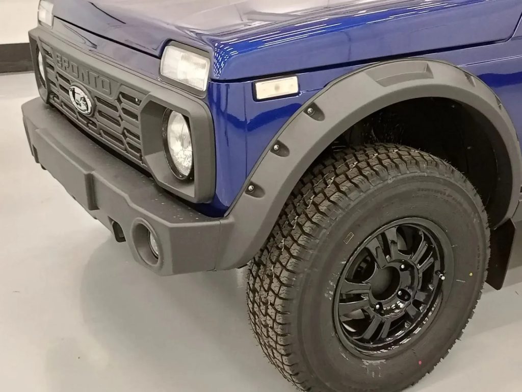 LADA NIVA Bronto